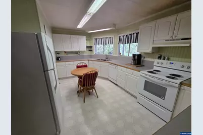 1905 Waverly Dr SE #62, Albany, OR 97322 - Photo 13