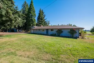 39179 Santiam Bluffs Rd NE, Albany, OR 97322 - Photo 37