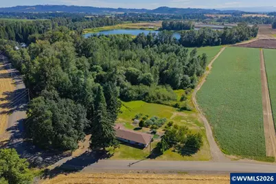 39179 Santiam Bluffs Rd NE, Albany, OR 97322 - Photo 3