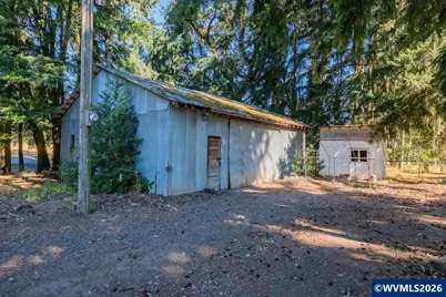 39179 Santiam Bluffs Rd NE, Albany, OR 97322 - Photo 31