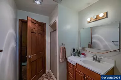 39179 Santiam Bluffs Rd NE, Albany, OR 97322 - Photo 21