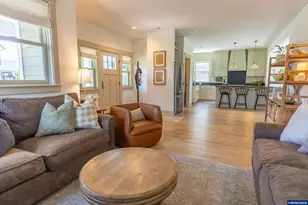 832 Edwards Rd S, Monmouth, OR 97361 - Photo 5