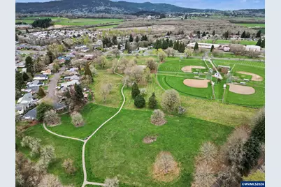 631 NE Sherwood Wy, Corvallis, OR 97330 - Photo 41