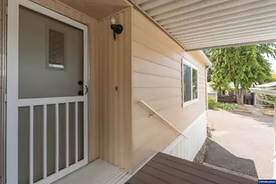 5055 NE Elliott Cir #122, Corvallis, OR 97330 - Photo 33