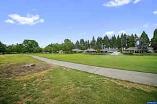 590 Snead Dr N, Keizer, OR 97303 - Photo 41