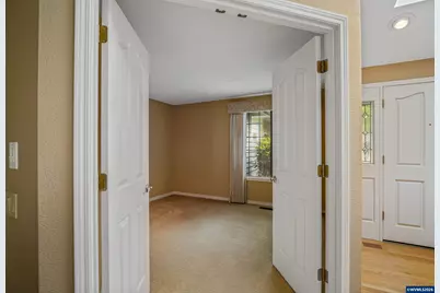 590 Snead Dr N, Keizer, OR 97303 - Photo 21