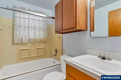 1563 Vanderbeck Ln, Woodburn, OR 97071 - Photo 27