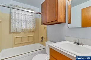 1563 Vanderbeck Ln, Woodburn, OR 97071 - Photo 27