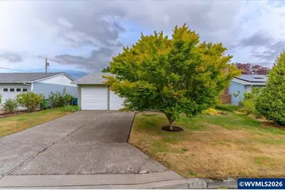 1563 Vanderbeck Ln, Woodburn, OR 97071 - Photo 3
