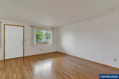 1563 Vanderbeck Ln, Woodburn, OR 97071 - Photo 15