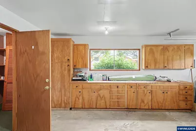 560 NW Merrie Dr, Corvallis, OR 97330 - Photo 17