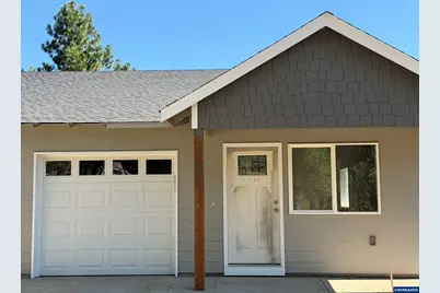 1720 Cedar St, Sweet Home, OR 97386 - Photo 1