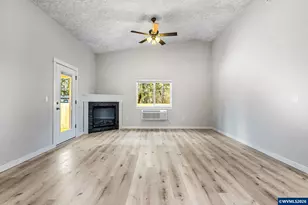 1183 37TH Ct, Sweet Home, OR 97386 - Photo 3