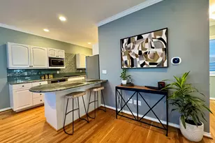 3530 S Corbett Ave, Portland, OR 97239 - Photo 5