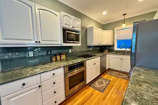 3530 S Corbett Ave, Portland, OR 97239 - Photo 11