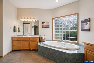 8306 Wheatland Rd NE, Keizer, OR 97303 - Photo 29