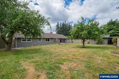1975 E Pine St, Stayton, OR 97383 - Photo 41