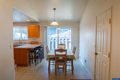 3370 Marion St SE, Albany, OR 97322 - Photo 11