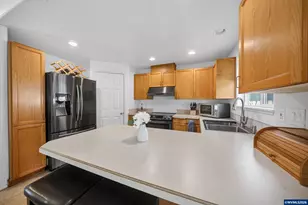 3370 Marion St SE, Albany, OR 97322 - Photo 11