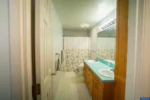 3370 Marion St SE, Albany, OR 97322 - Photo 17