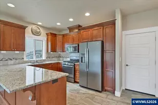 502 SW Augustus Dr, Dallas, OR 97338 - Photo 23