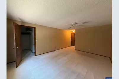1852 Woodstock Cir NW, Salem, OR 97304 - Photo 13
