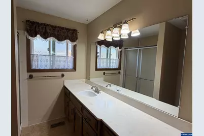 1852 Woodstock Cir NW, Salem, OR 97304 - Photo 15
