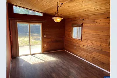 560 Warren St S, Monmouth, OR 97361 - Photo 15