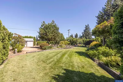 492 N Larch Av, Stayton, OR 97383 - Photo 29