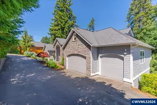 595 Sahalee Dr SE, Salem, OR 97306 - Photo 3