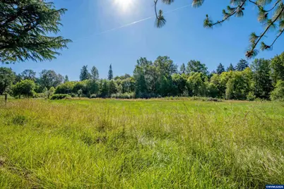 41638 Fish Hatchery Dr, Lebanon, OR 97355 - Photo 11
