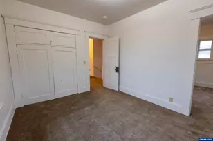 2306 3rd St, Tillamook, OR 97141 - Photo 27