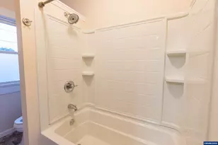 2306 3rd St, Tillamook, OR 97141 - Photo 21