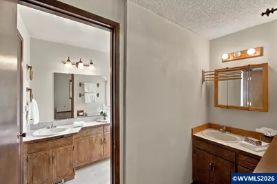 1792 SW Brooklane Dr, Corvallis, OR 97333 - Photo 27