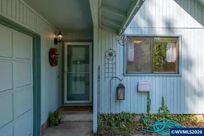 1792 SW Brooklane Dr, Corvallis, OR 97333 - Photo 3