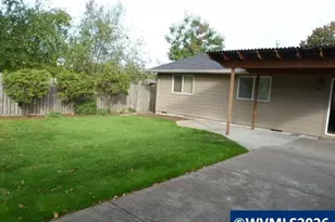 1575 Canary Ct NE, Salem, OR 97301 - Photo 23