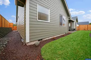 747 Emily Grace Ln SE, Salem, OR 97306 - Photo 41