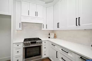 747 Emily Grace Ln SE, Salem, OR 97306 - Photo 17