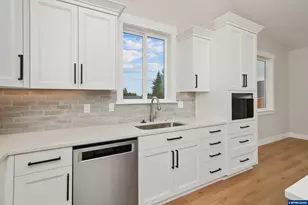 755 Emily Grace Ln SE, Salem, OR 97306 - Photo 27