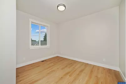 755 Emily Grace Ln SE, Salem, OR 97306 - Photo 13