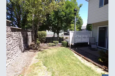 4792 Lancaster  #100 Dr NE, Salem, OR 97305 - Photo 17