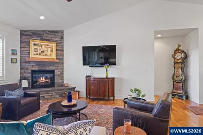 2221 Tuscana Av S, Salem, OR 97306 - Photo 3