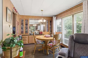 1999 Jansen Way, Woodburn, OR 97071 - Photo 9