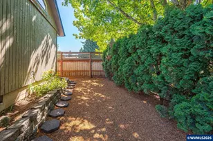 550 Wormwood St SE, Salem, OR 97306 - Photo 31