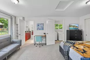 868 Charles Ave S, Salem, OR 97302 - Photo 17