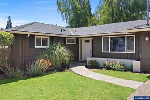 868 Charles Ave S, Salem, OR 97302 - Photo 3