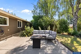 868 Charles Ave S, Salem, OR 97302 - Photo 35