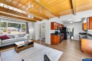 868 Charles Ave S, Salem, OR 97302 - Photo 13