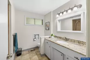 868 Charles Ave S, Salem, OR 97302 - Photo 27
