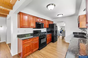 868 Charles Ave S, Salem, OR 97302 - Photo 15
